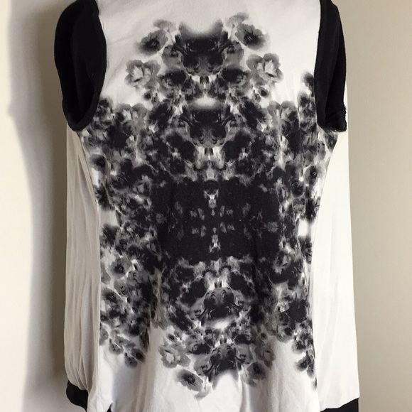 LULULEMON awareness wrap - Picture 6 of 6